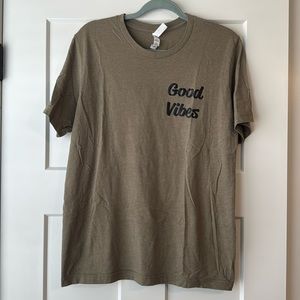 “Good Vibes” Short Sleeve T shirt, Size L